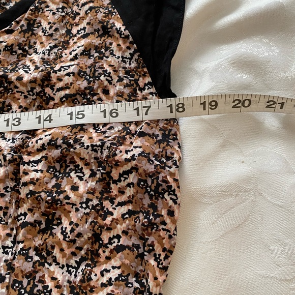 Fossil Short Sleeve Boho Print Dress with Pockets Black & Brown L - Picture 3 of 9